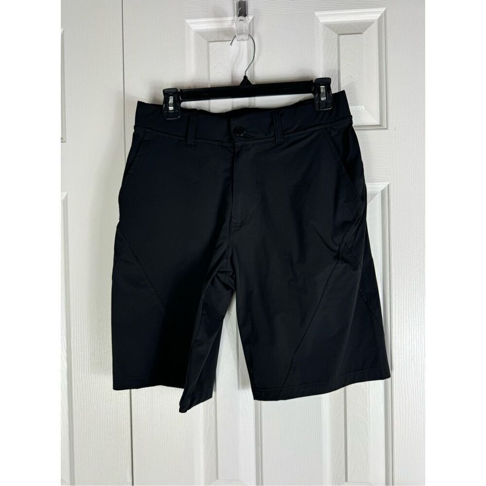 NWT Hylete Mens Black Shorts Size 30W
